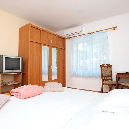 Rooms With A Parking Space Split - 17766 Zimmer foto